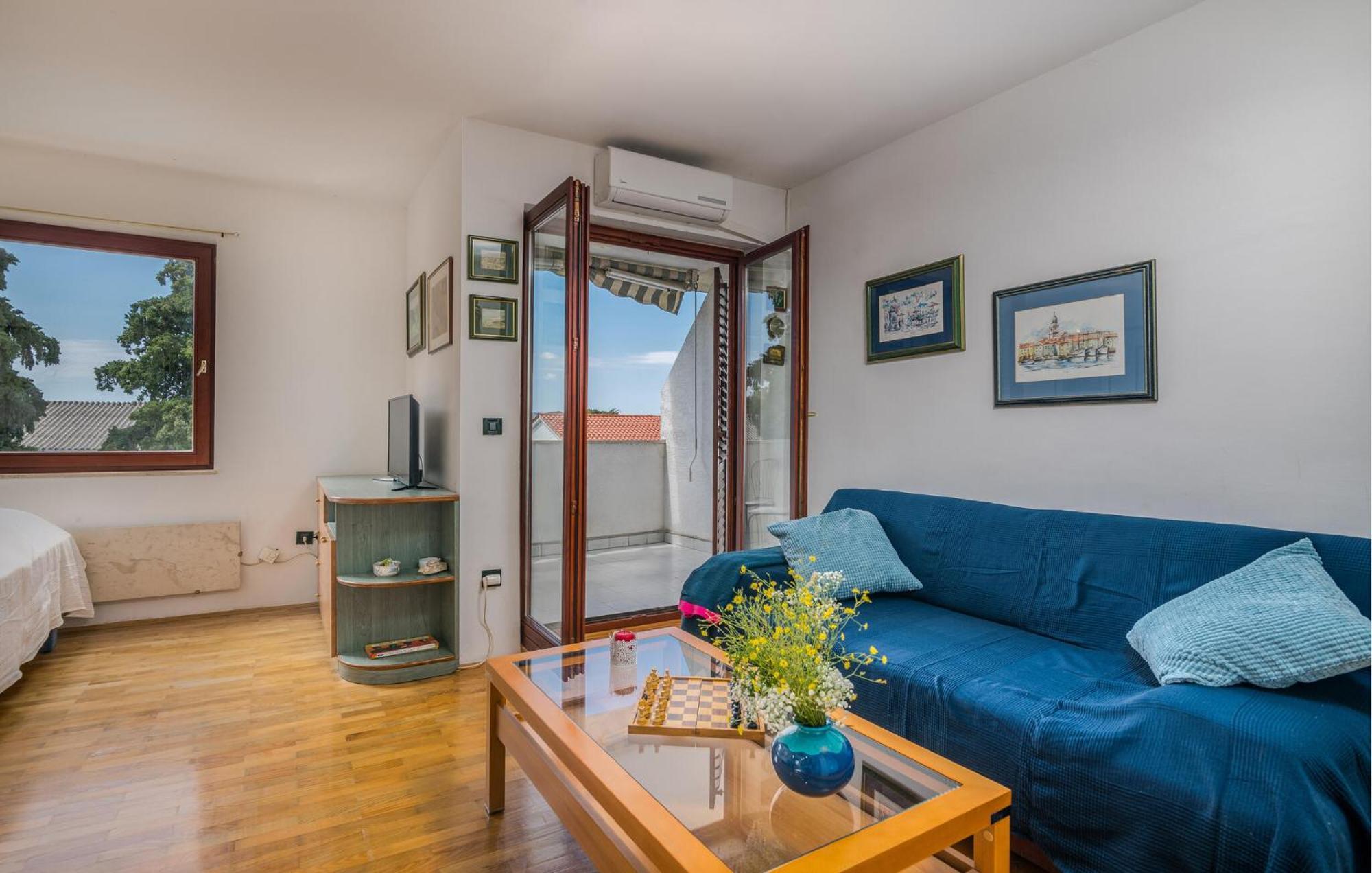 Amazing Apartment In Krk With Kitchen Krk Town Extérieur photo