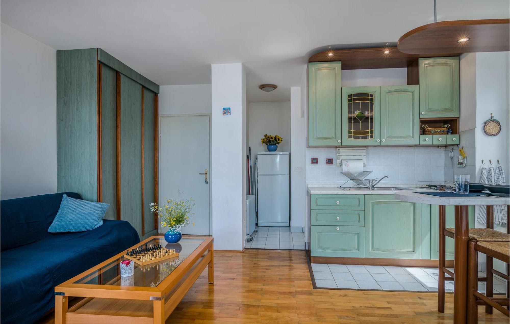 Amazing Apartment In Krk With Kitchen Krk Town Extérieur photo
