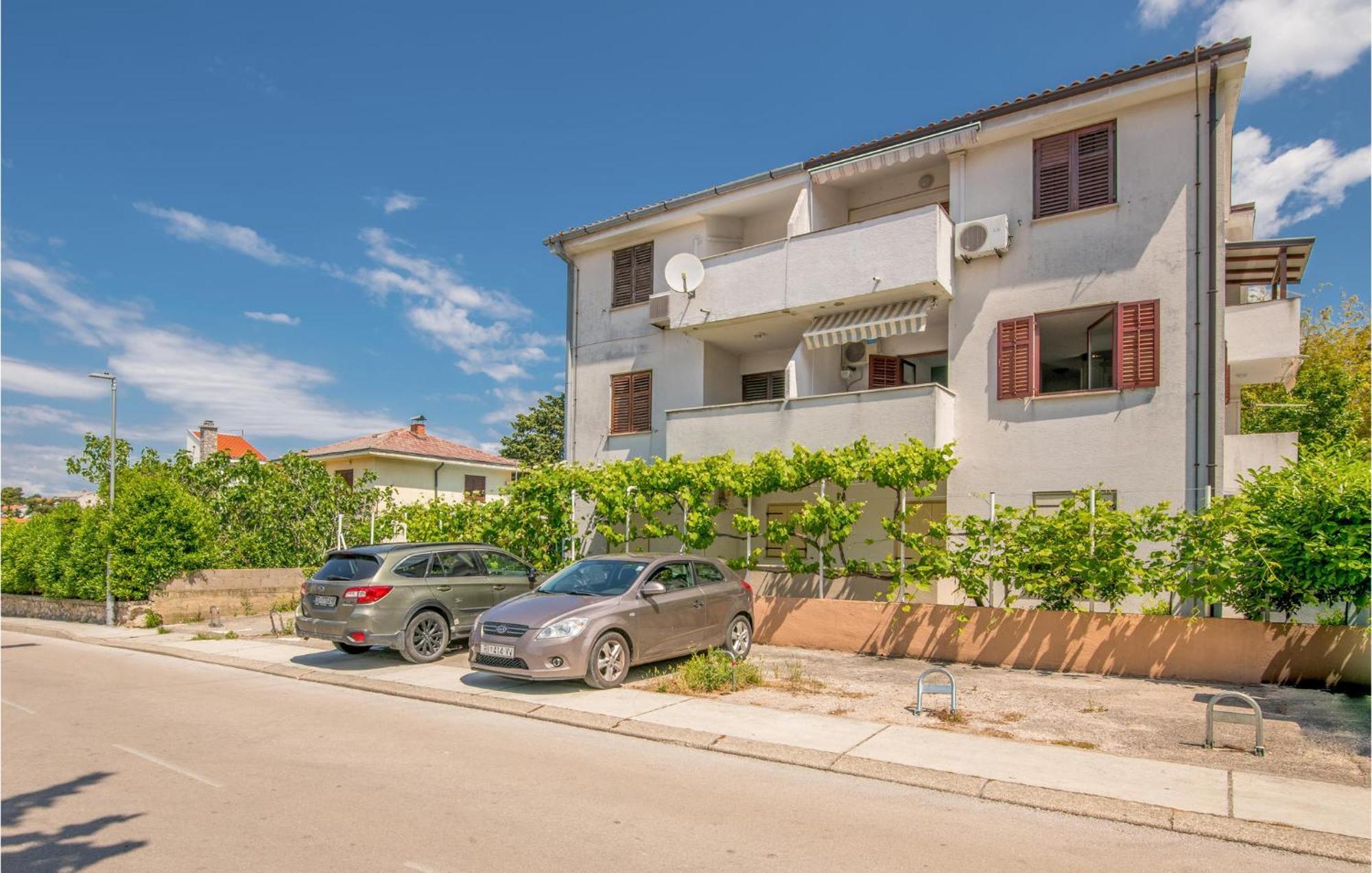 Amazing Apartment In Krk With Kitchen Krk Town Extérieur photo